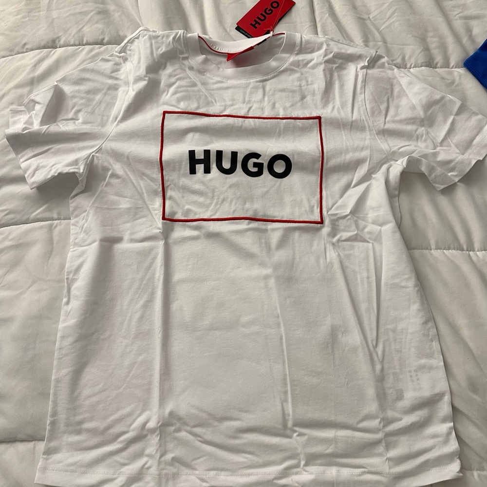 Hugo Boss T Shirt Medium